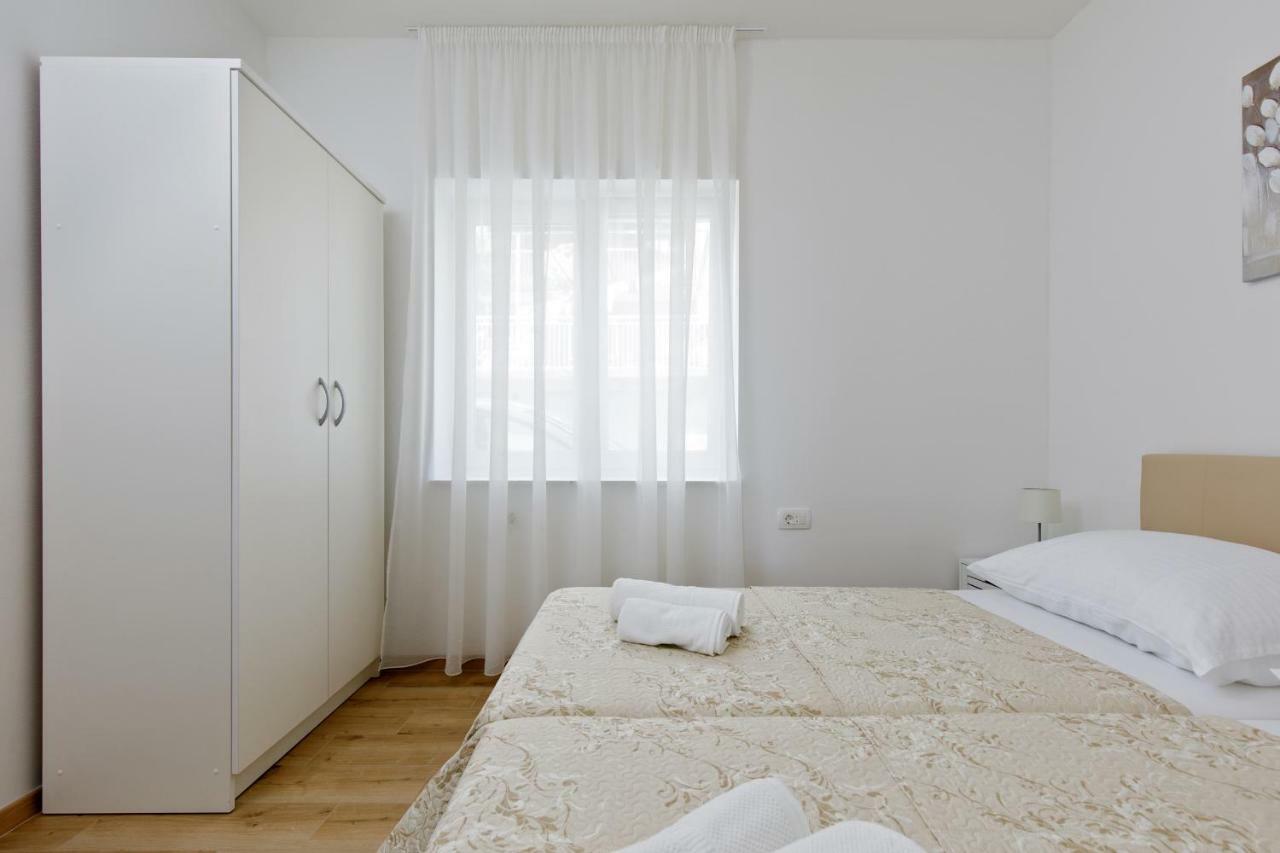 Apartments Lusani สปลิท ภายนอก รูปภาพ